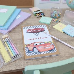 Cuaderno A5 Kraft Cars Disney + Lápiz | ¡Creatividad a Toda Velocidad!