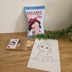 Pack Regalo Divertido Blancanieves | Lámina, Colores y Gusanitos
