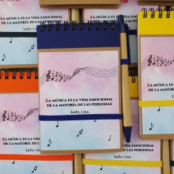 Cuaderno A6 con Bolígrafo Notas Musicales | Regalos Personalizados