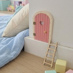Puerta de Fantasía Ratón Pérez con Escalera: ¡Magia en Casa! | Kalukuqui
