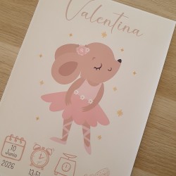Diseño exclusivo de ratona para habitación de bebé.