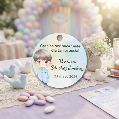 Etiqueta redonda personalizada niño comunión traje azul.