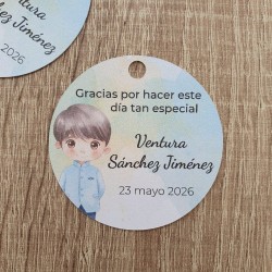 Etiqueta redonda infantil en tonos pastel para detalles de comunión.