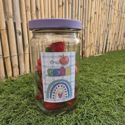 Accesorio cuqui de Kalukuqui para regalos de fin de curso docente y mesas dulces.