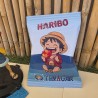 Diseño de One Piece en tonos pastel suaves para bolsa de chuches Haribo.