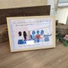 Diseño de amigas en tonos pastel suaves para lámina decorativa.