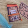 Accesorio cuqui de Kalukuqui para fans del cine de animación y la exploración.