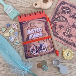Cuaderno A6 personalizado con bolígrafo a juego de Tadeo Jones.