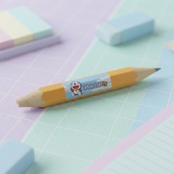 Pack de etiquetas adhesivas minis para lápices con diseño de Doraemon y tonos pastel.