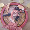 Cake topper artesanal de Kalukuqui para fiestas de cumpleaños infantiles.