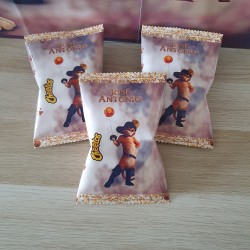 Detalle de snack infantil con temática de cuento de hadas y diseño adorable.