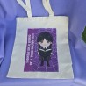 Diseño de bolsa shopper con temática inspirada en la misteriosa familia Addams.