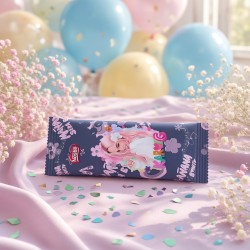 Tableta de chocolate Nestlé personalizada de Karol G por Kalukuqui en tonos pastel.