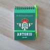 Diseño de libreta de notas con la imagen y colores del Real Betis.