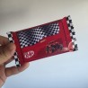 Diseño de packaging para Kit Kat con la imagen de Hot Wheels.