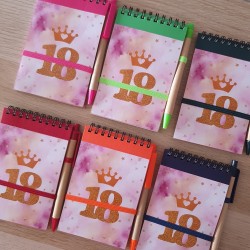 Cuaderno A6 Personalizado con Bolígrafo 18 Años | Kalukuqui