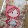 Packaging artesanal para chuches Haribo de 100g con temática de cuento clásico.