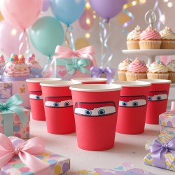 Lote de 10 vasos de papel personalizados de Cars Rayo McQueen por Kalukuqui en tonos pastel.
