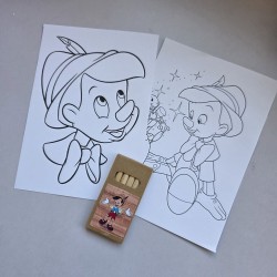 Caja de 6 lápices de colores de madera personalizada con el nombre del cumpleañero.